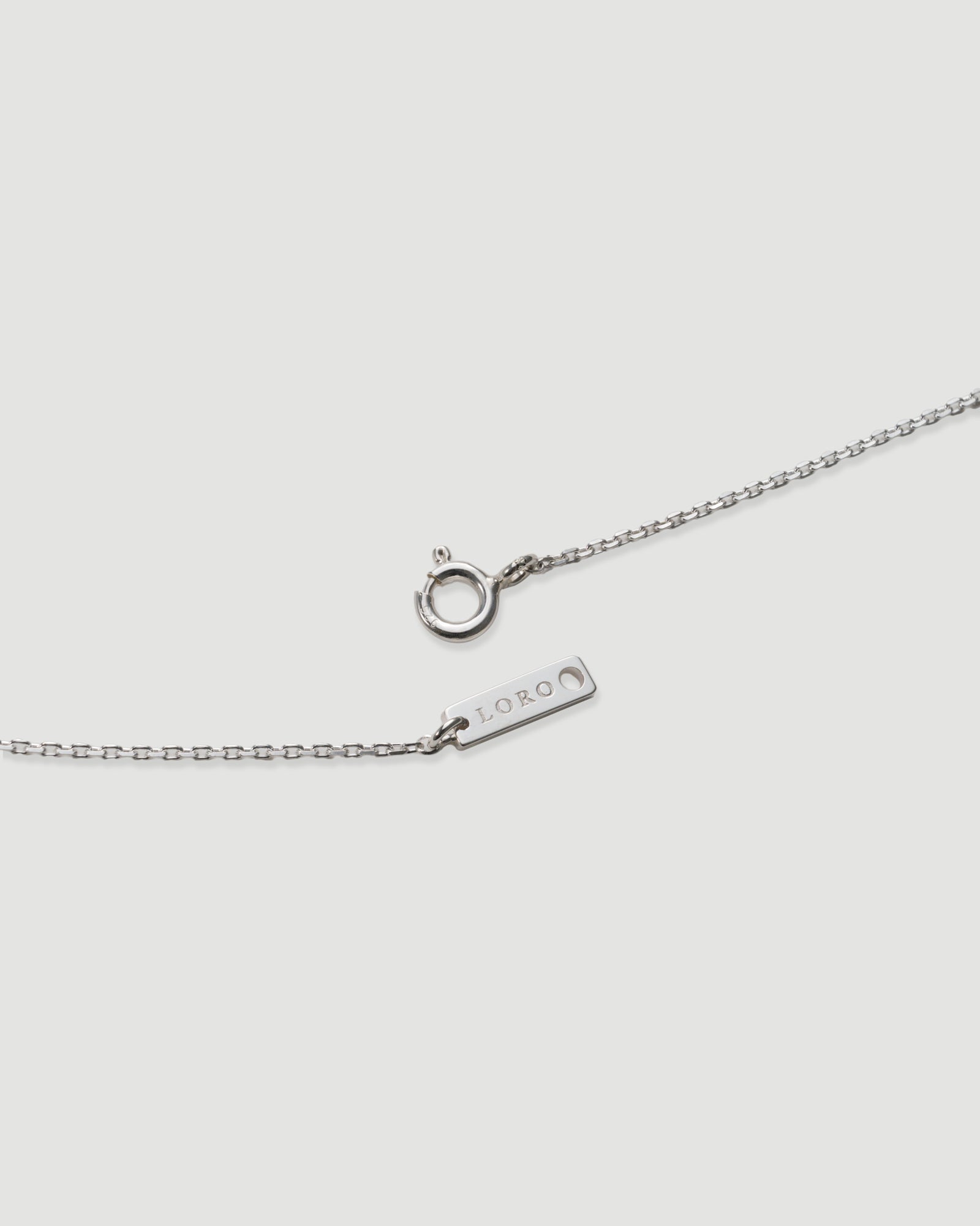LO necklace 03