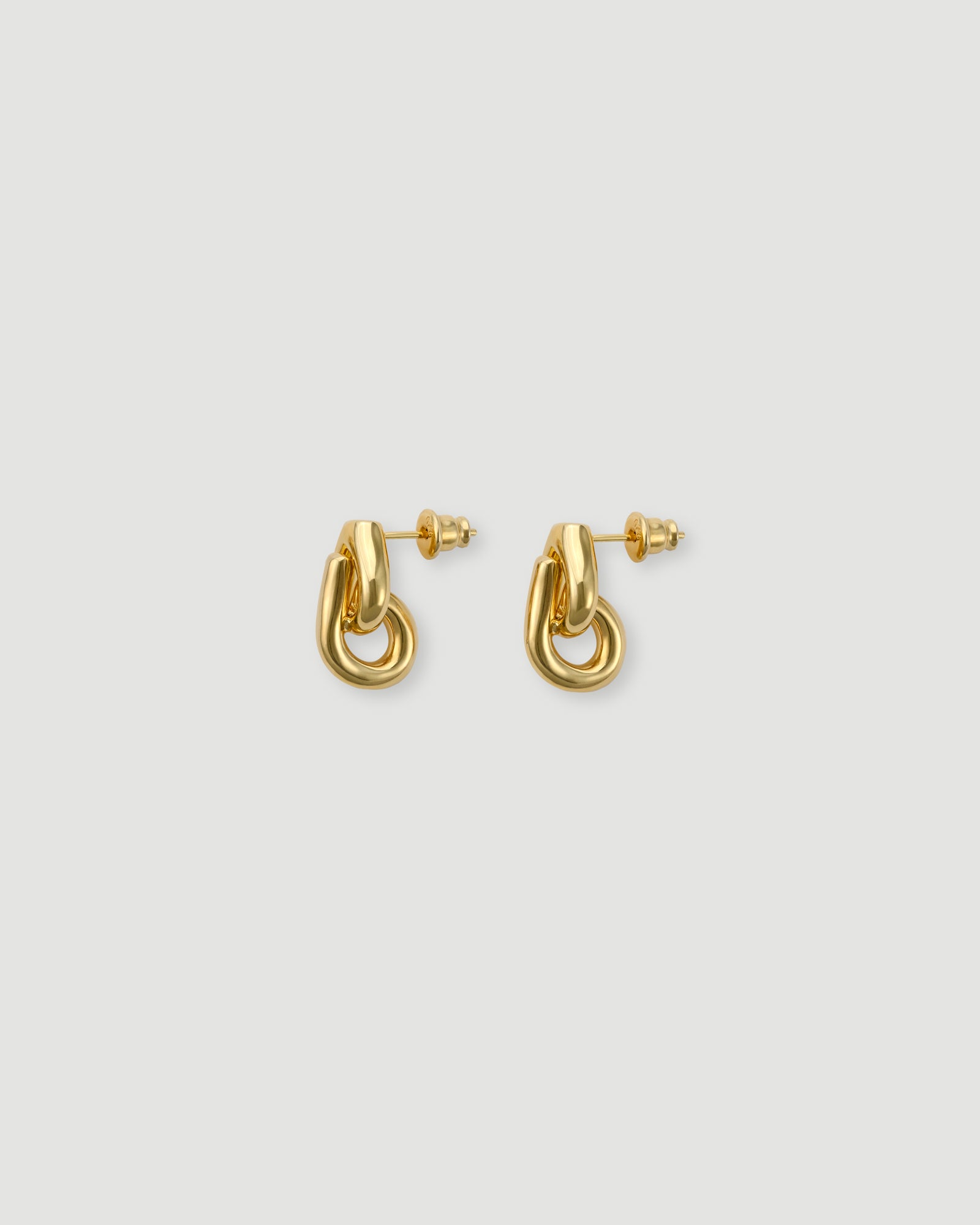 01M pierce 02