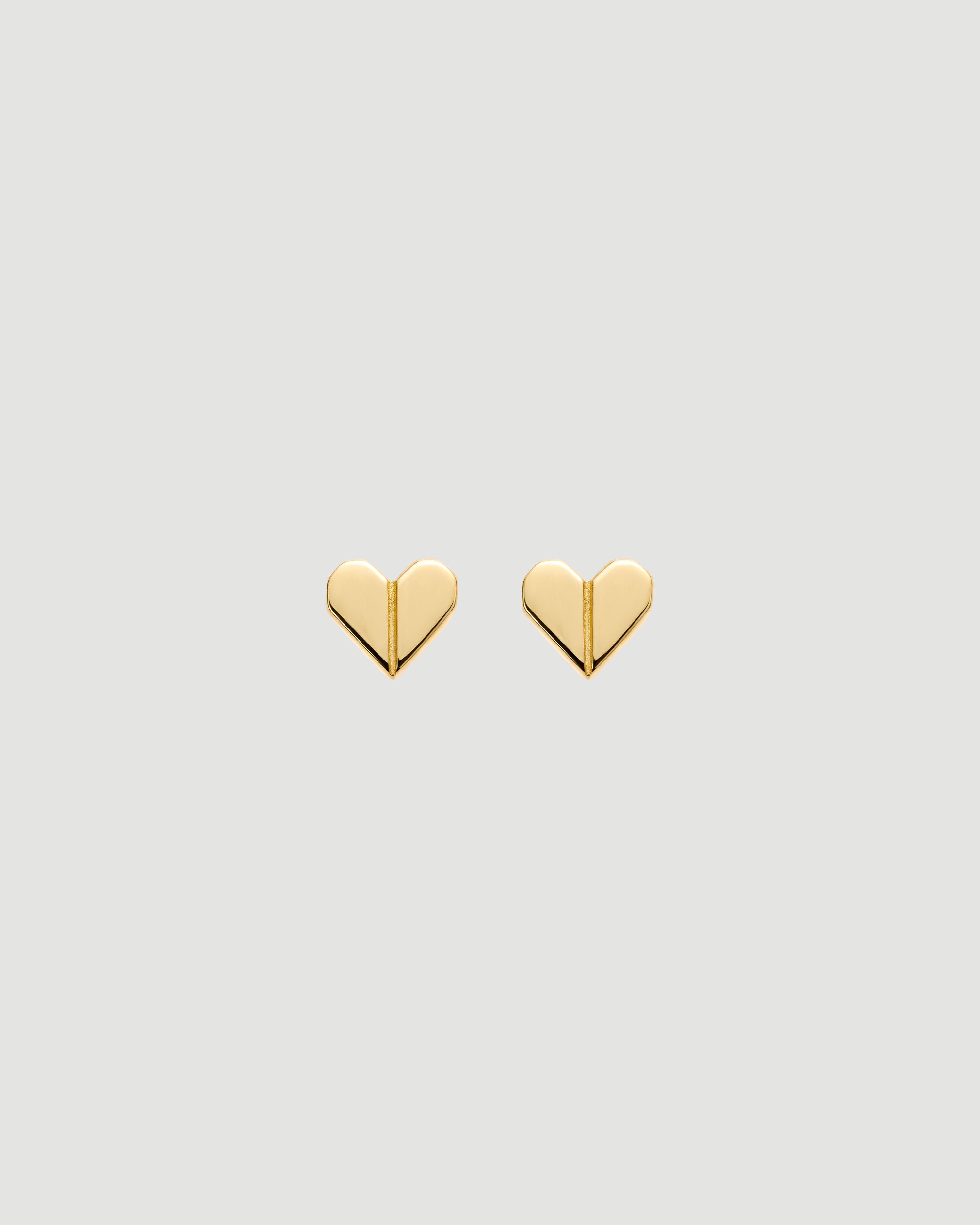 heart pierce 01 gold