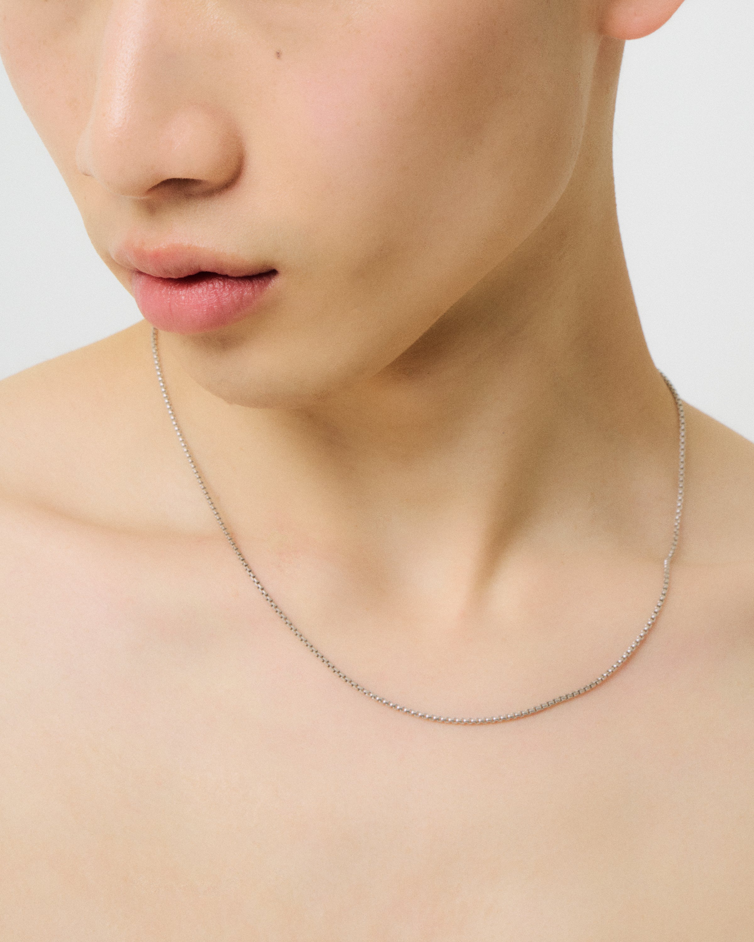 B necklace 01