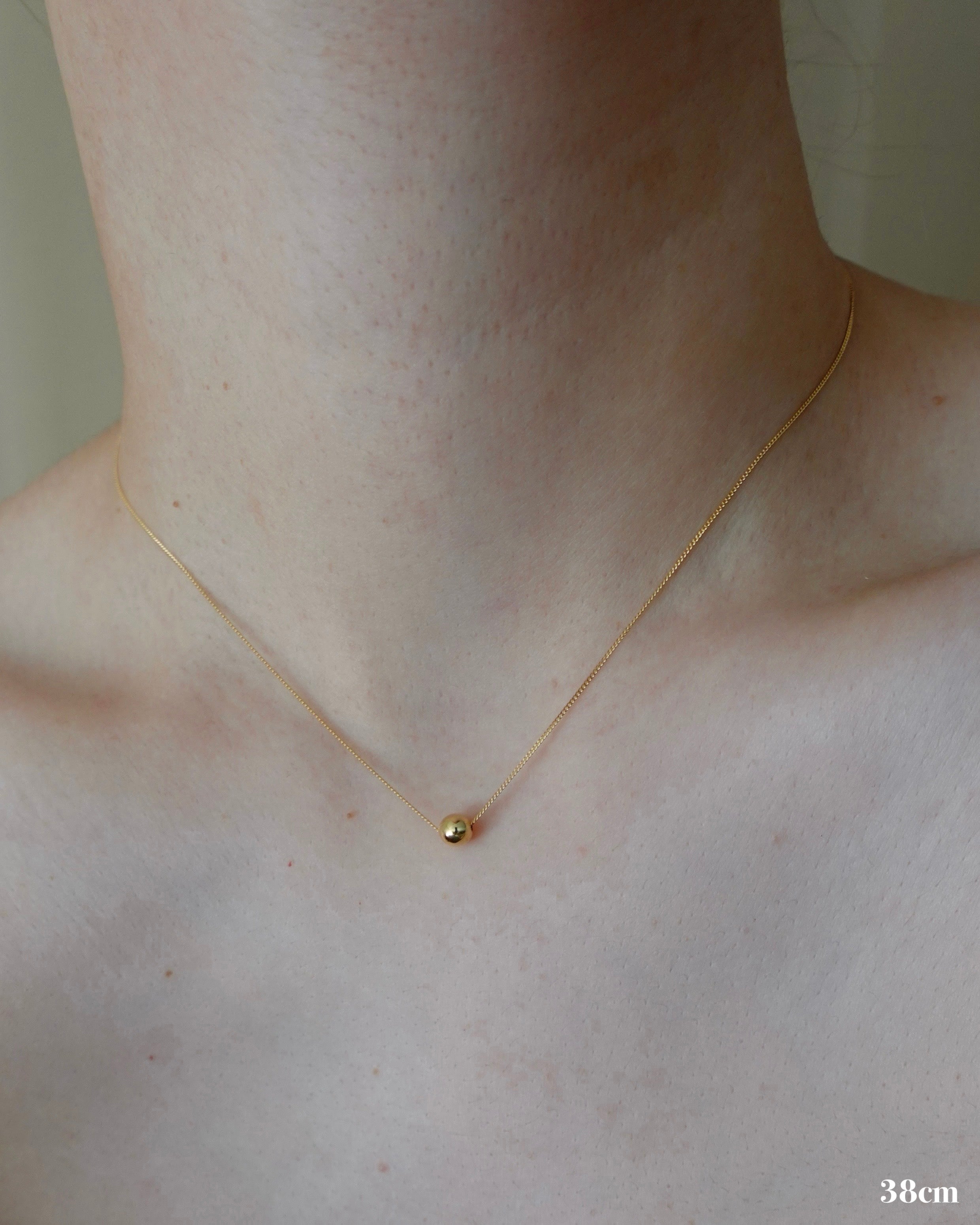 LO necklace 02 gold