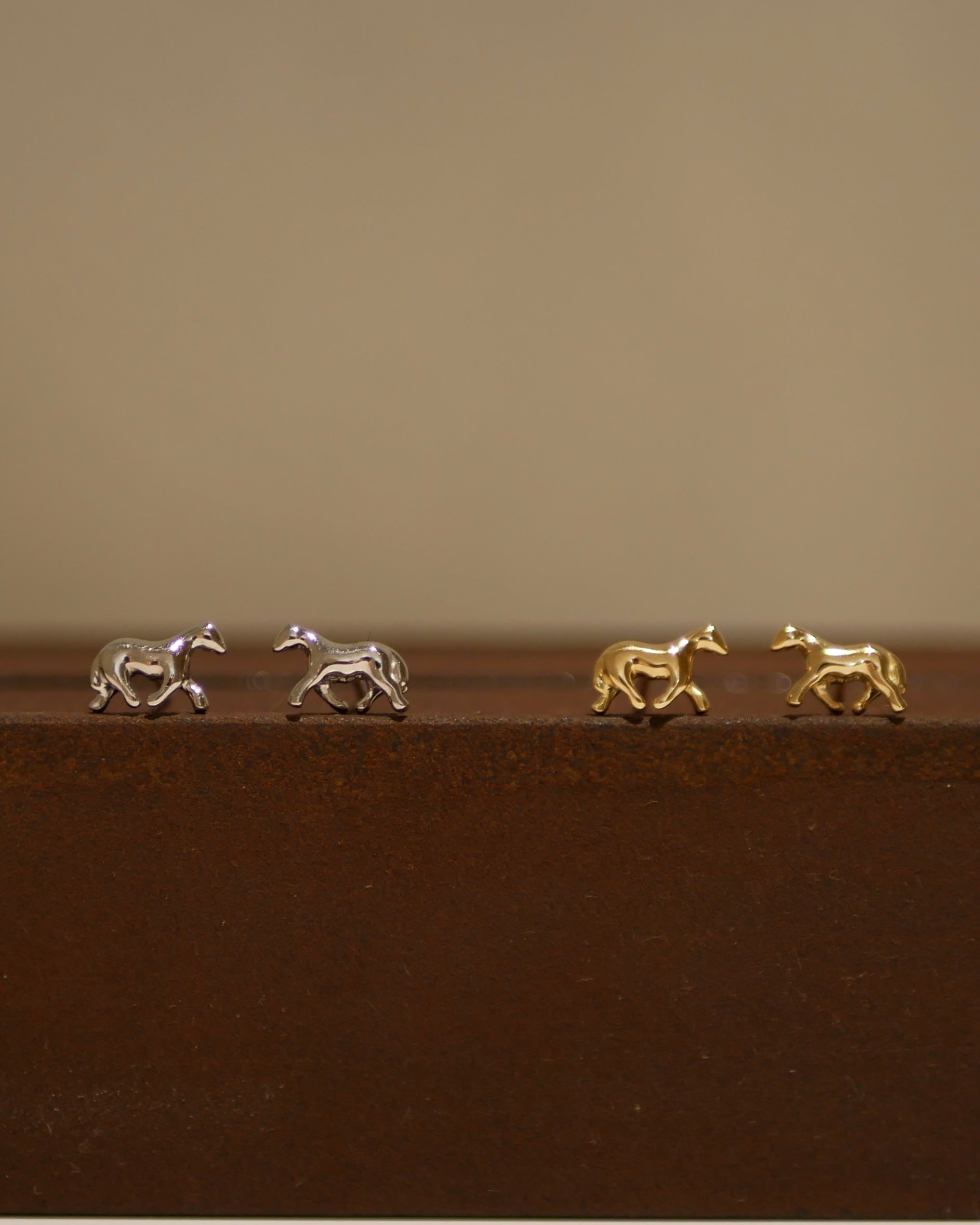 horse pierce pt900