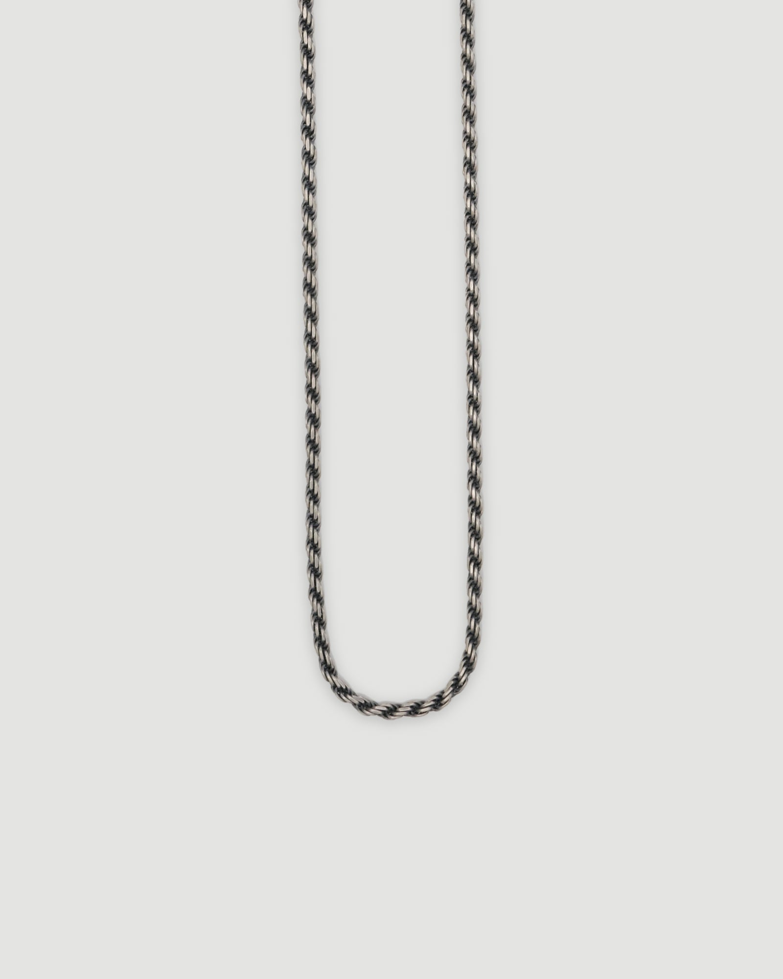 B necklace 02