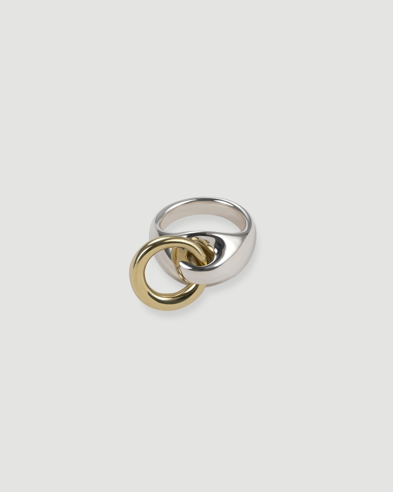 01M ring 01