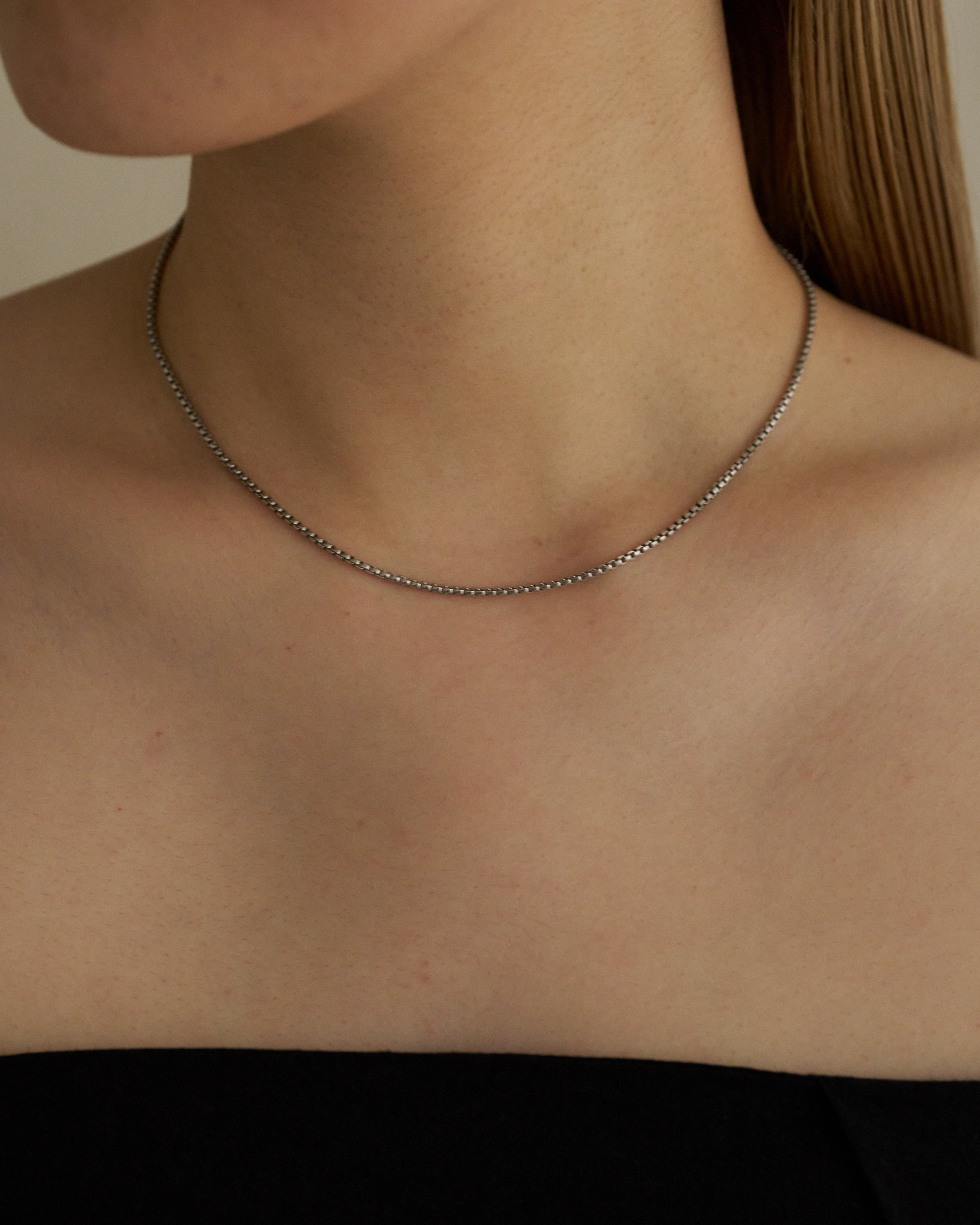 B necklace 01
