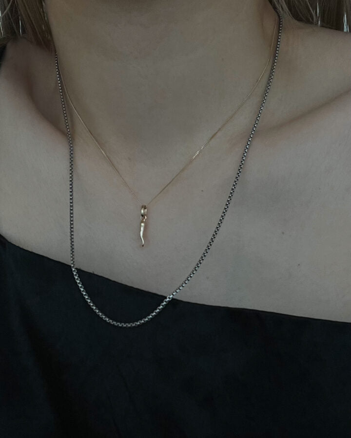 corno necklace gold