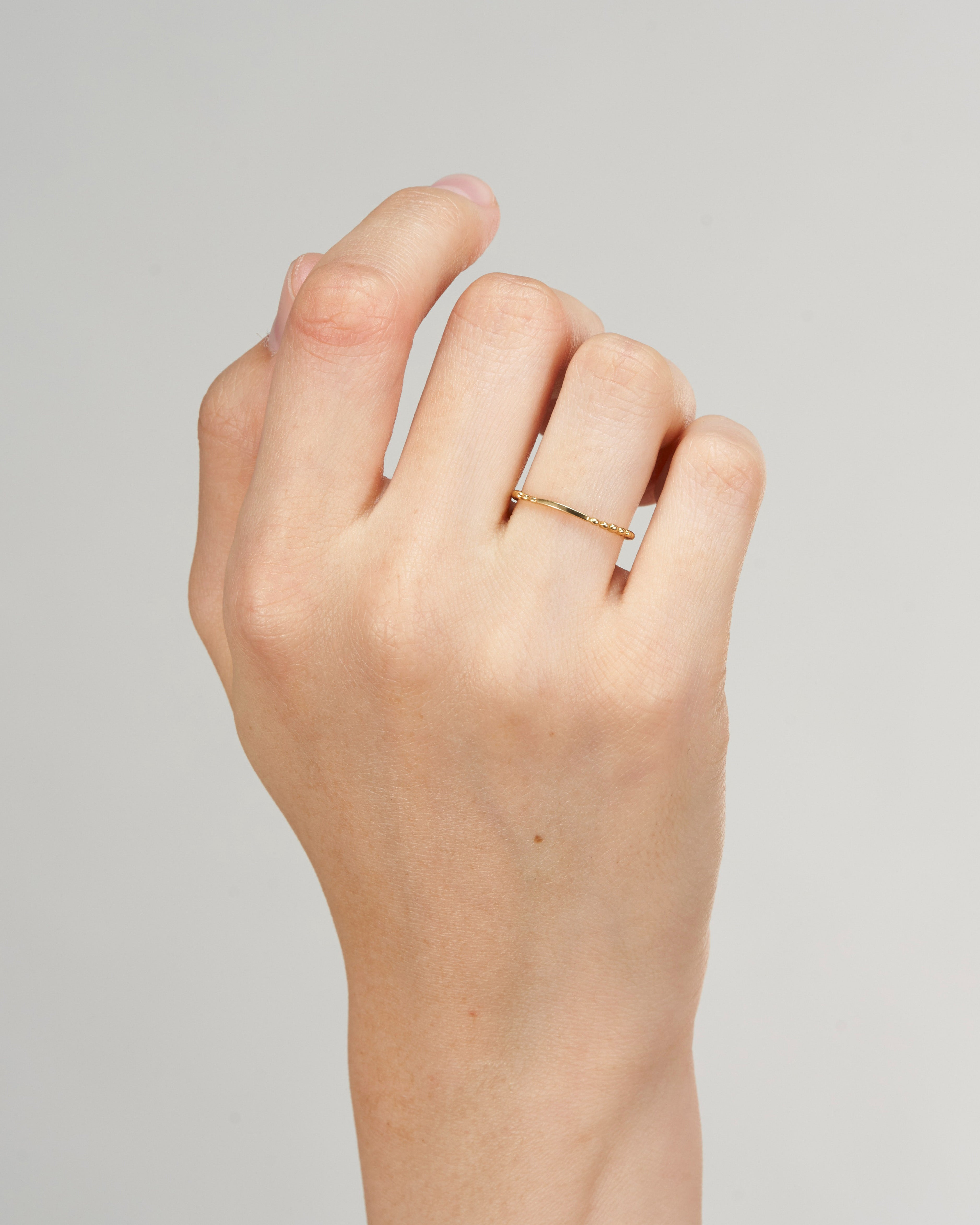 dots ring