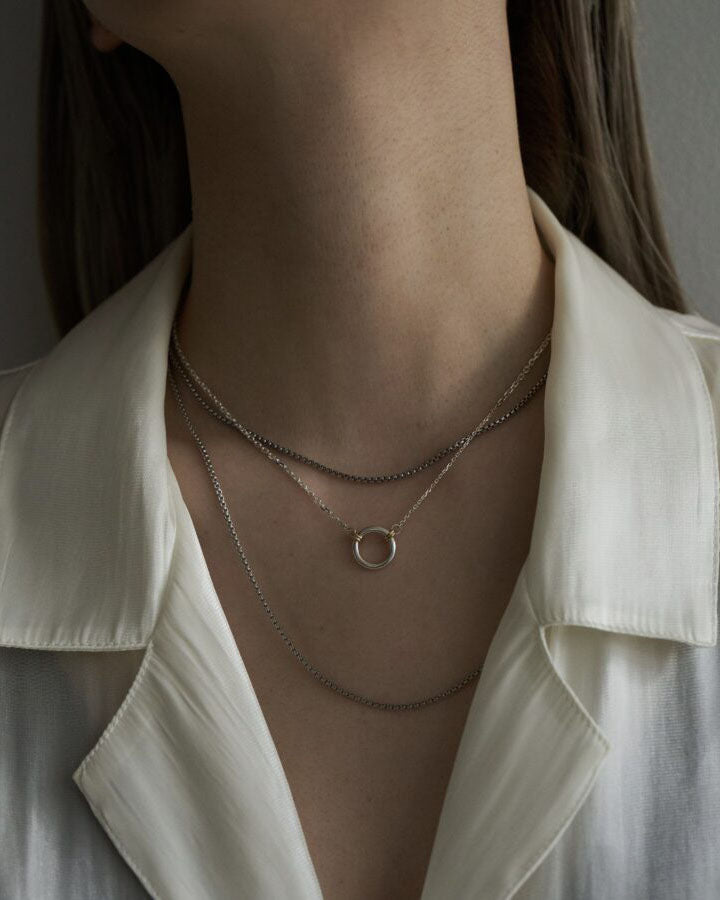 loop necklace 01 wws