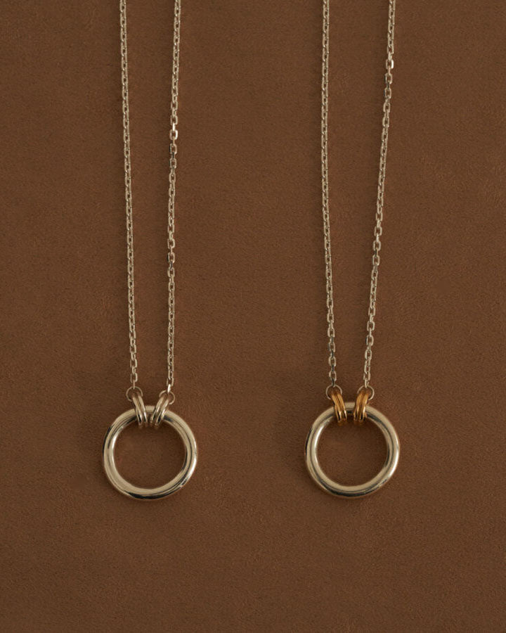 loop necklace 01 wws