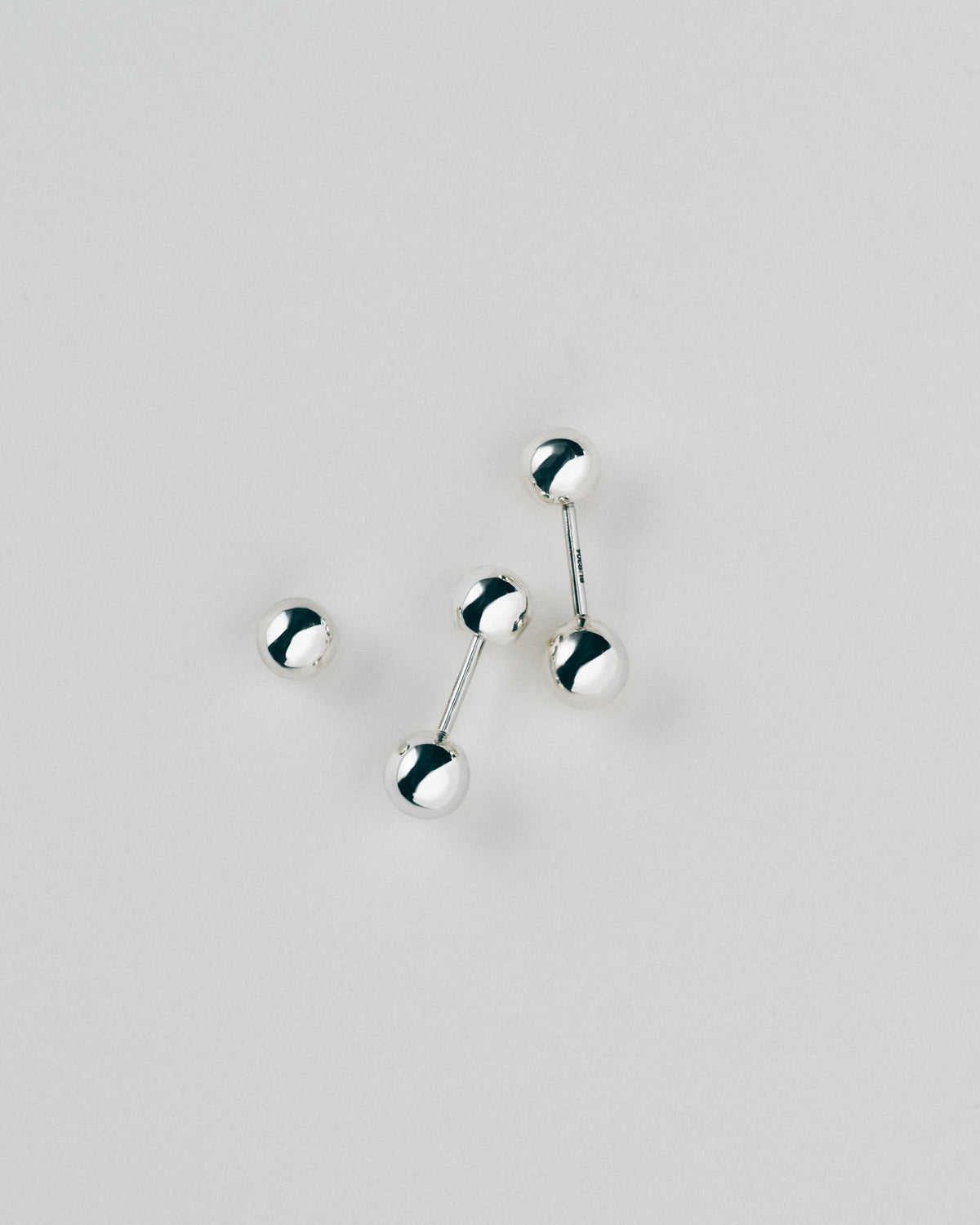 【受注品】Stud screw earring（RUOHAN）