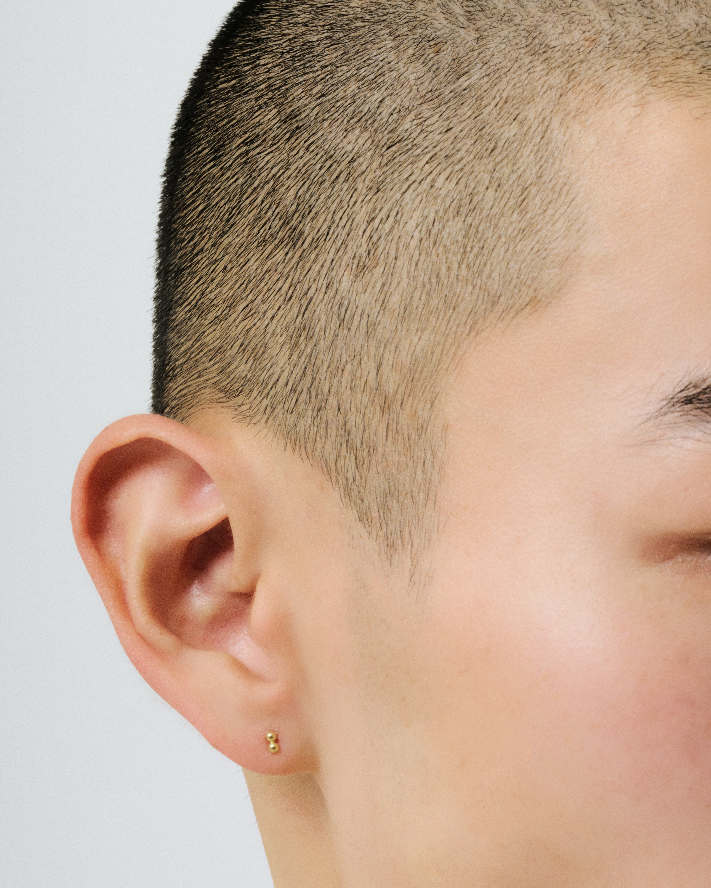 K18 round pierce S